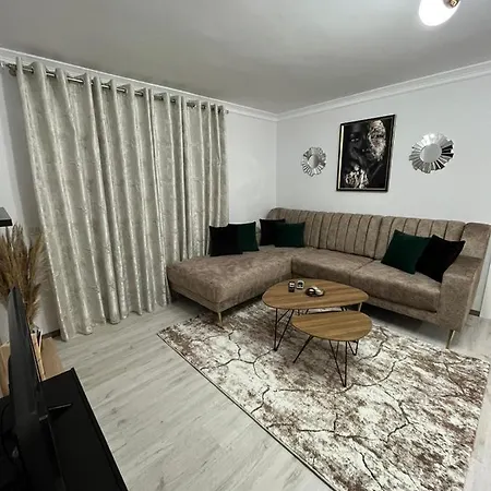 Luxury 아파트